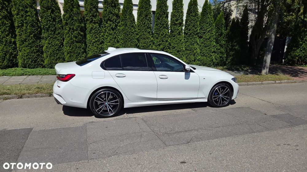 BMW Seria 3 330e M Sport sport - 1