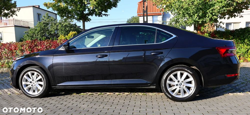 Skoda Superb 2.0 TSI Style DSG - 5