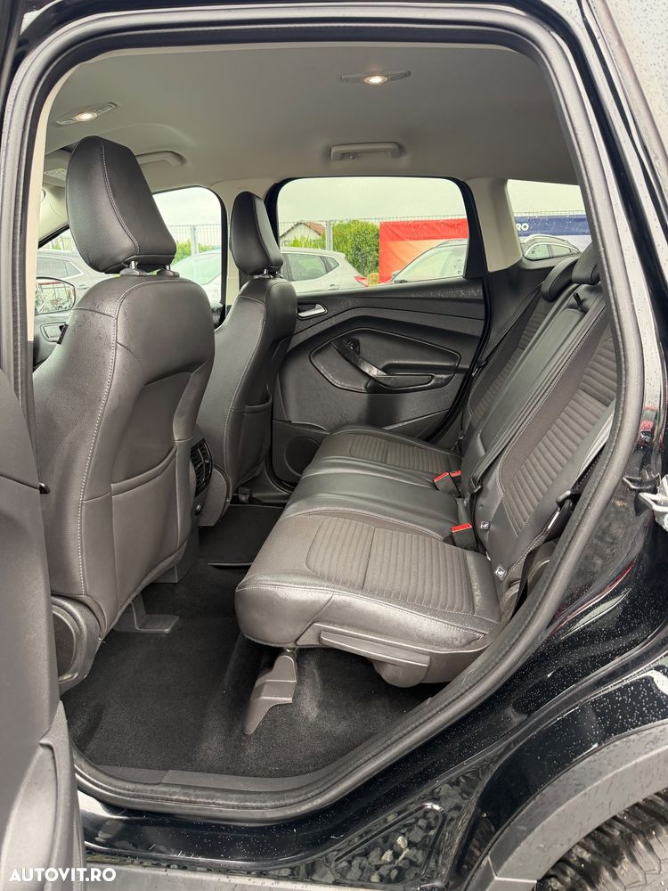 Ford Kuga 2.0 TDCi 2x4 Titanium - 11