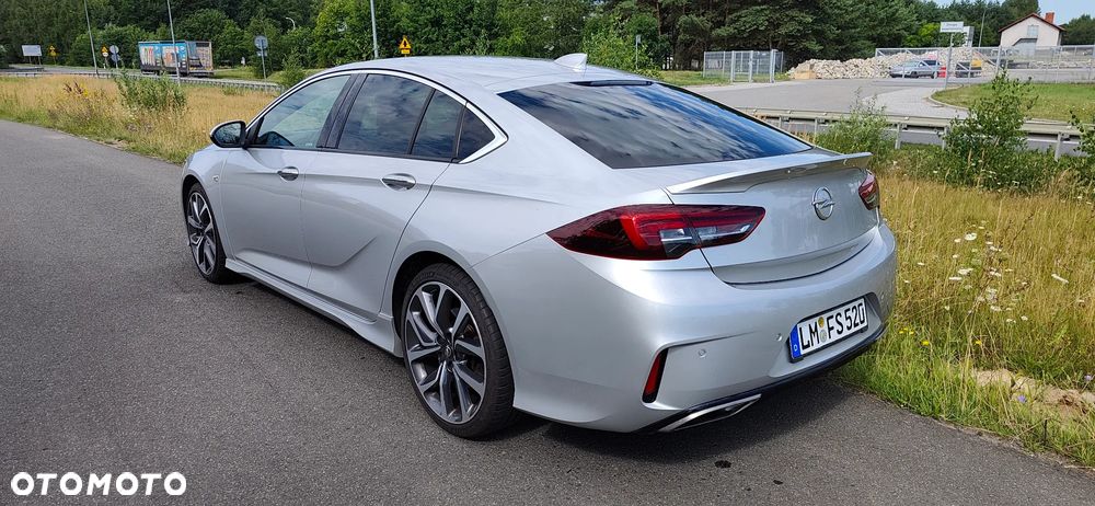 Opel Insignia 2.0 T 4x4 GSi S&S - 6