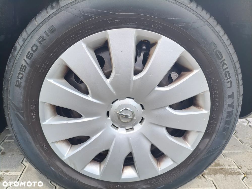 Opel Astra 1.4 T Enjoy EU6 - 19