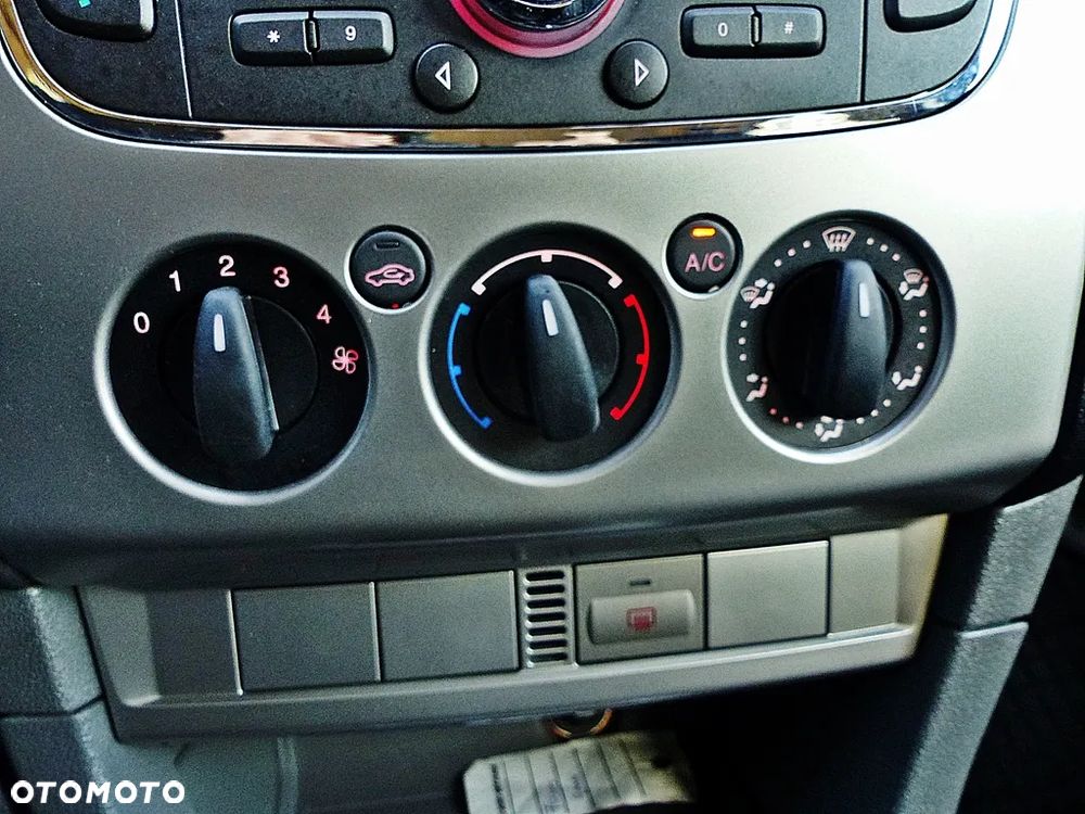 Ford Focus 1.6 Silver X - 33