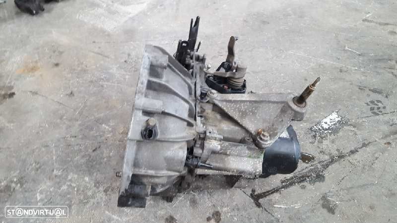 CAIXA VELOCIDADES NISSAN MICRA III 2005 - 2