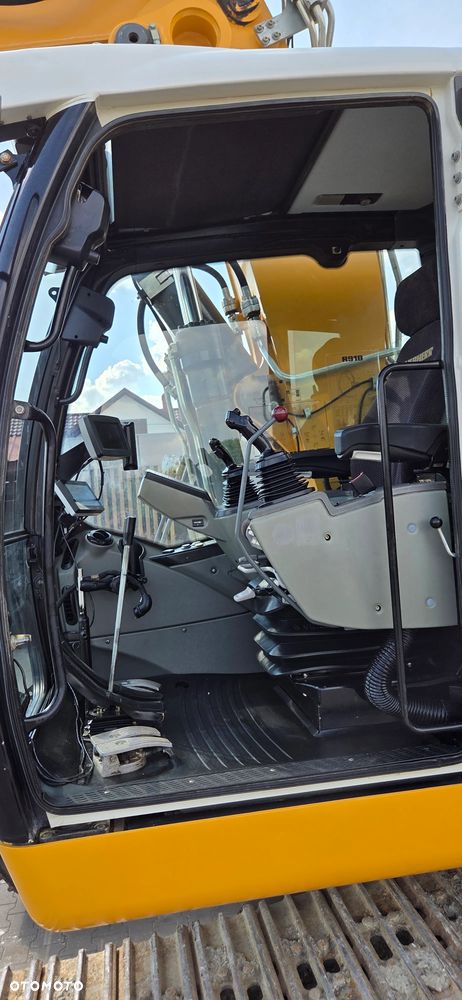 Liebherr <<Liebherr R918, 2014 rok, ramie 3x łamane, oilquick, z Niemiec!>>>> - 38