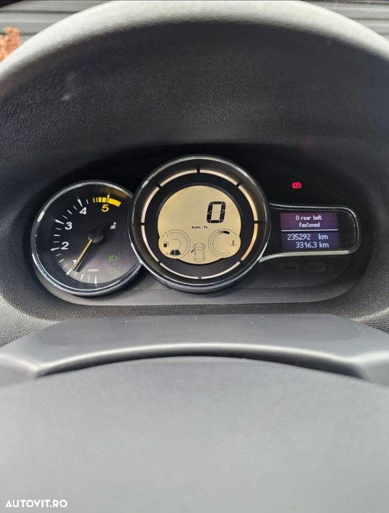 Renault Megane ENERGY dCi 110 Start & Stopp LIMITED - 28