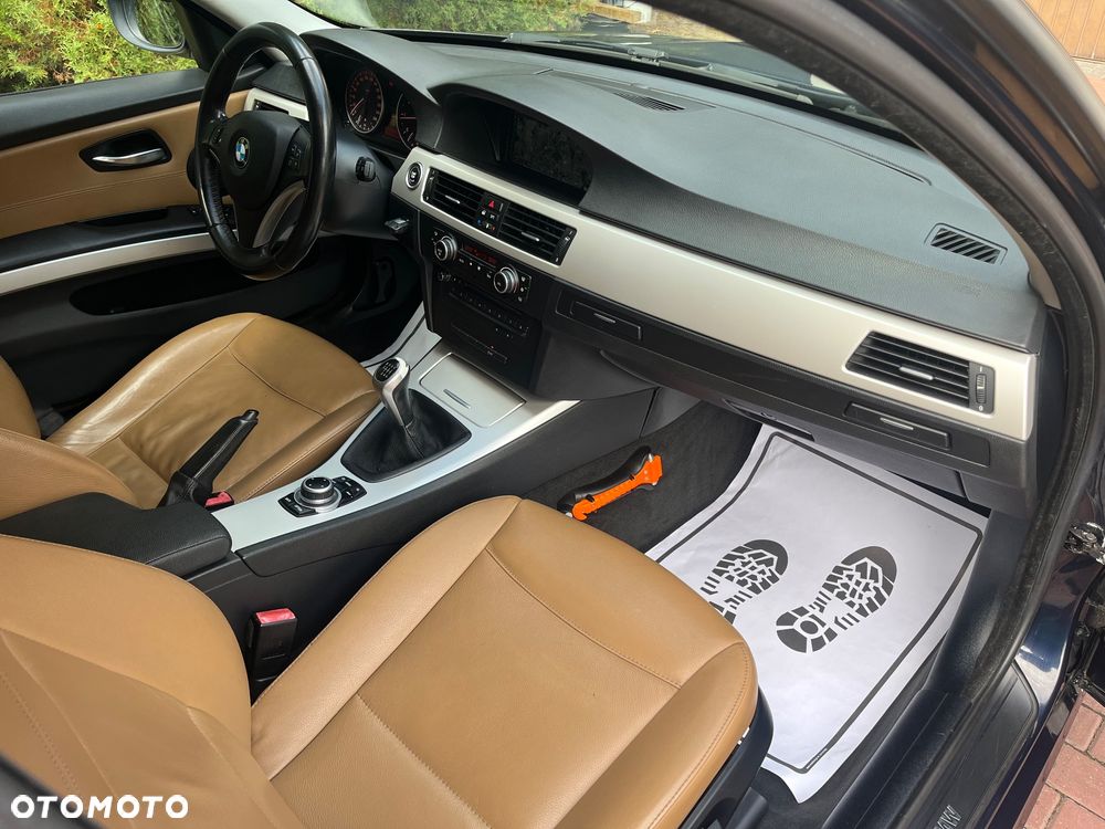 BMW Seria 3 - 21