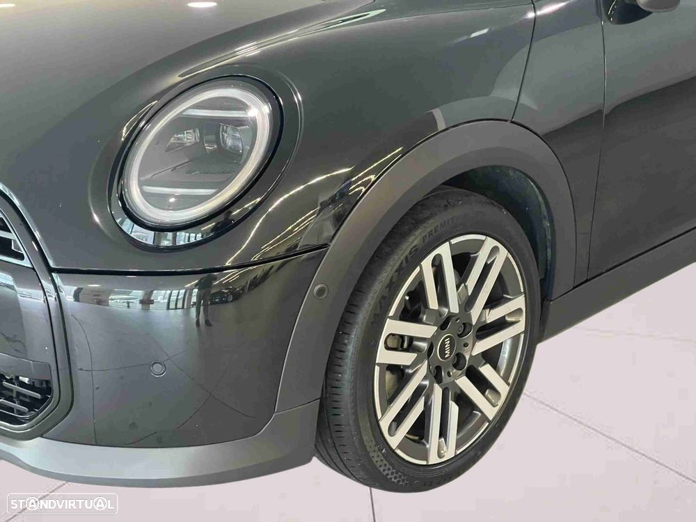 MINI 3 Portas Cooper C Classic M - 9