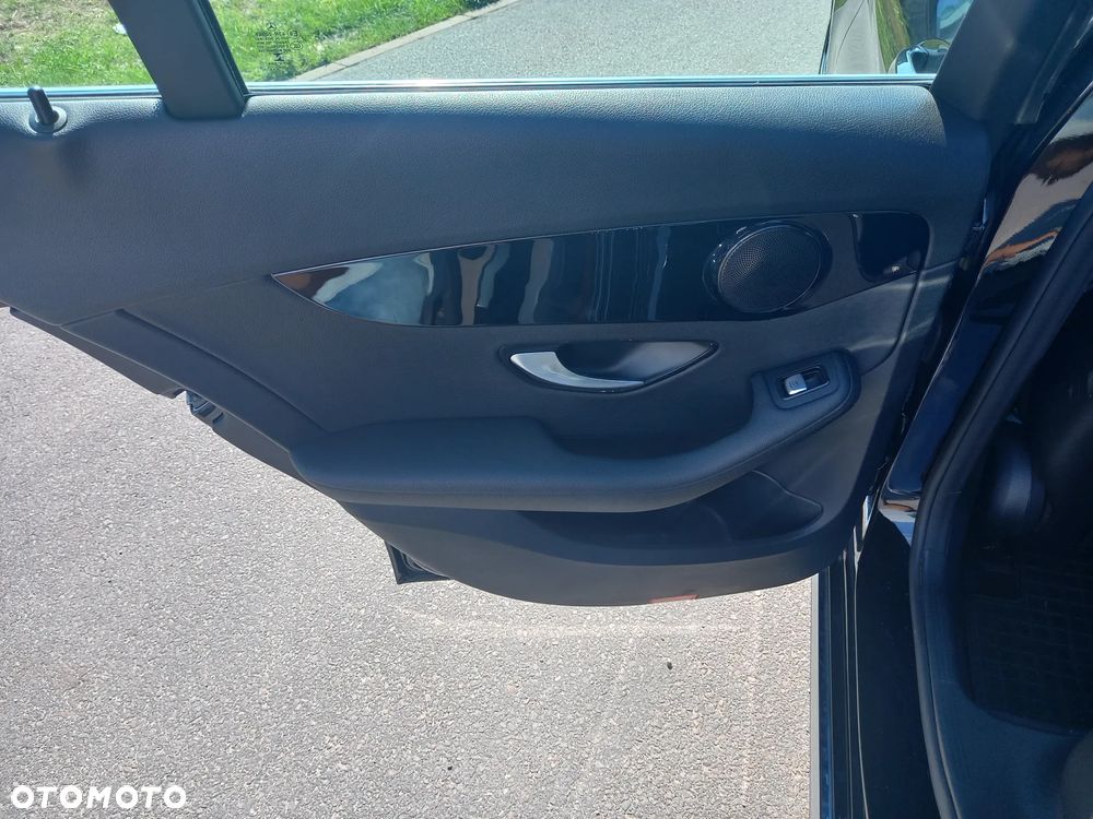 Mercedes-Benz Klasa C - 28