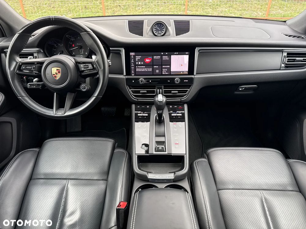 Porsche Macan T - 23