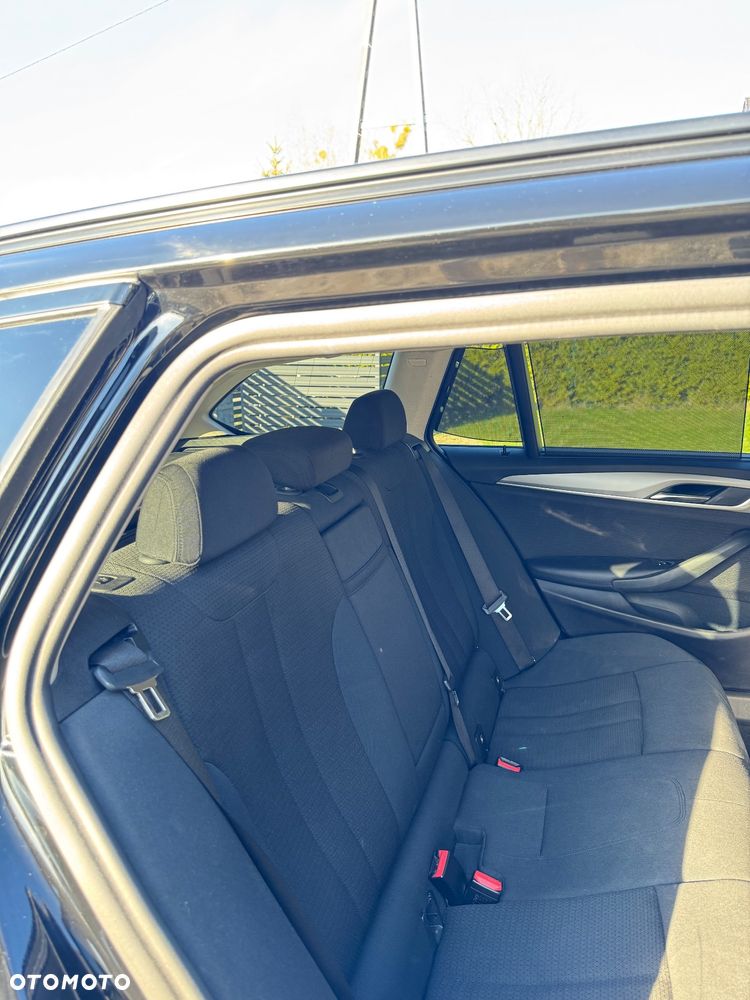 BMW Seria 5 520d Luxury Line - 7