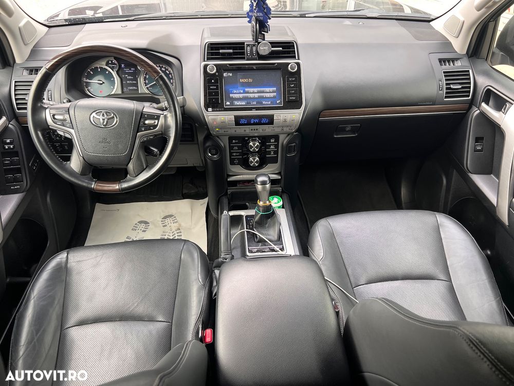 Toyota Land Cruiser 2.8l Turbo D-4D A/T AVS 5 locuri Luxury - 13