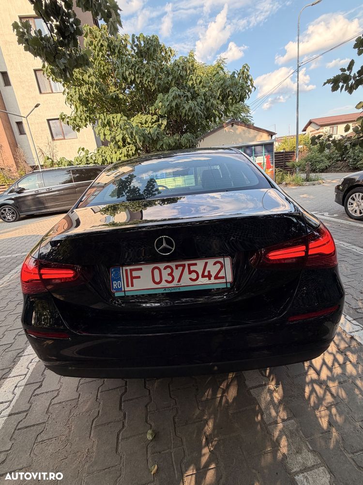 Mercedes-Benz A 180 Sedan MHEV 7G-DCT - 5