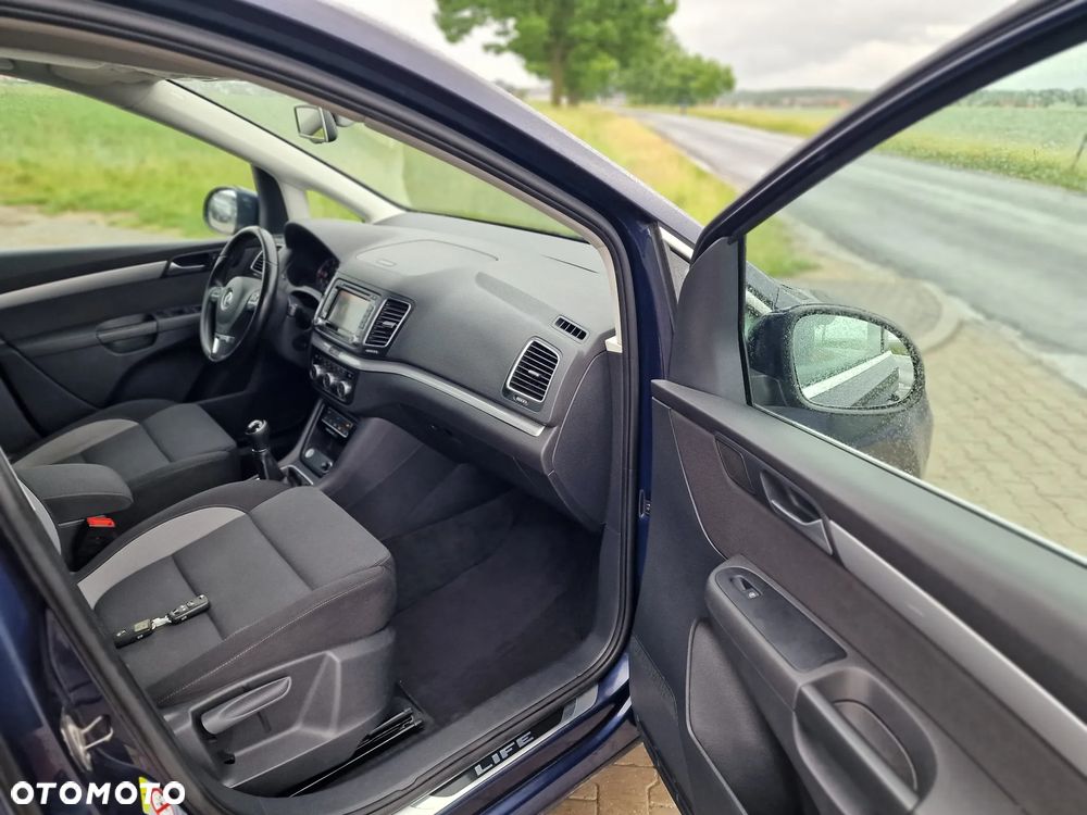 Volkswagen Sharan 2.0 TDI BlueMotion Technology Life - 30