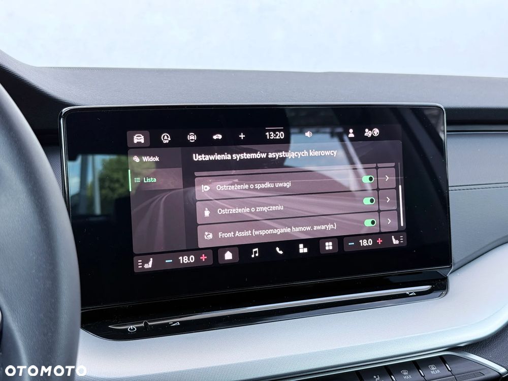 Skoda Octavia 1.5 TSI mHEV Selection DSG - 37