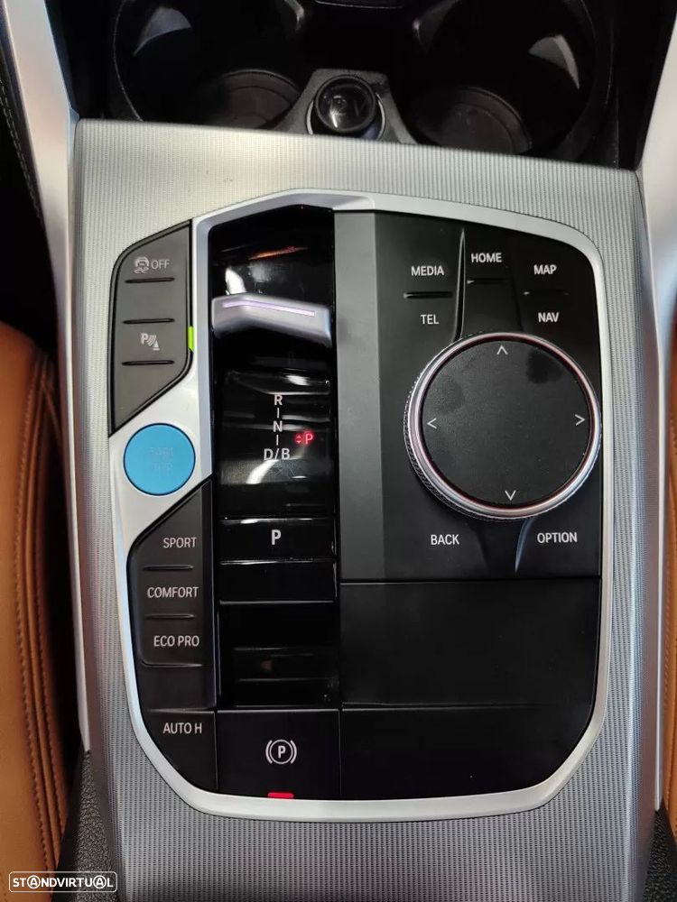 BMW i4 eDrive40 Pack Desportivo M - 36