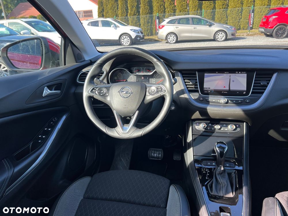 Opel Grandland X 1.2 Start/Stop Automatik Business INNOVATION - 16