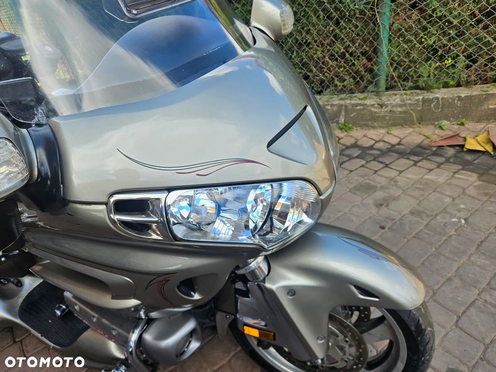 Honda GL - 37