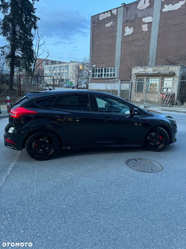 Ford Focus 2.0 TDCi ST - 5