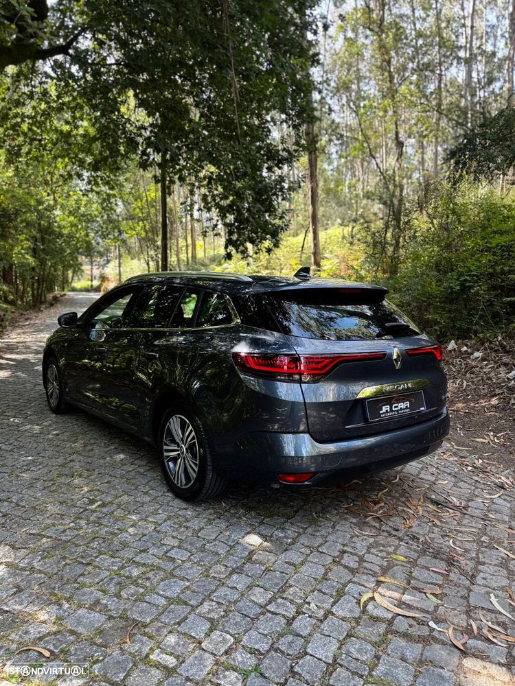 Renault Mégane Sport Tourer - 8