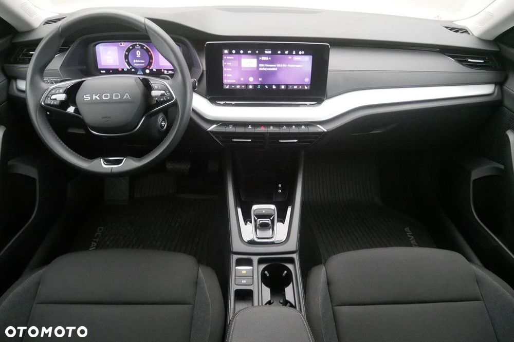 Skoda Octavia 2.0 TDI Essence DSG - 8