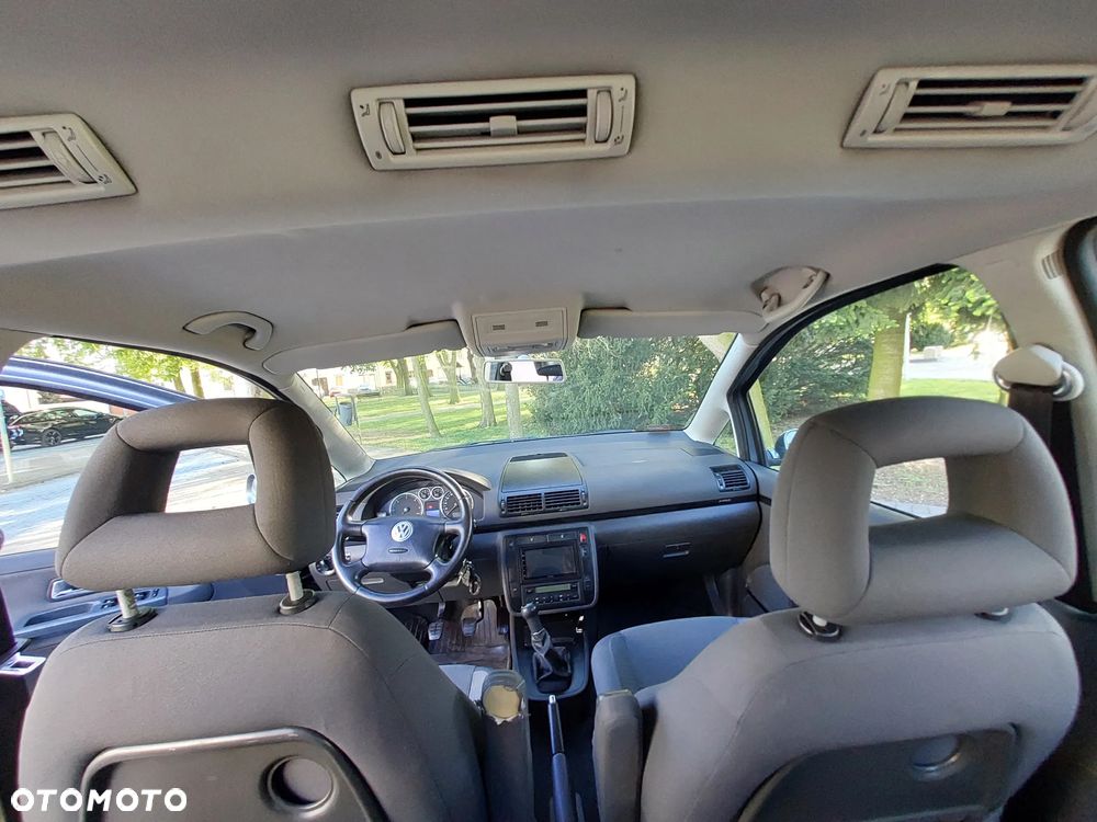 Volkswagen Sharan 2.0 TDI Comfortline - 17