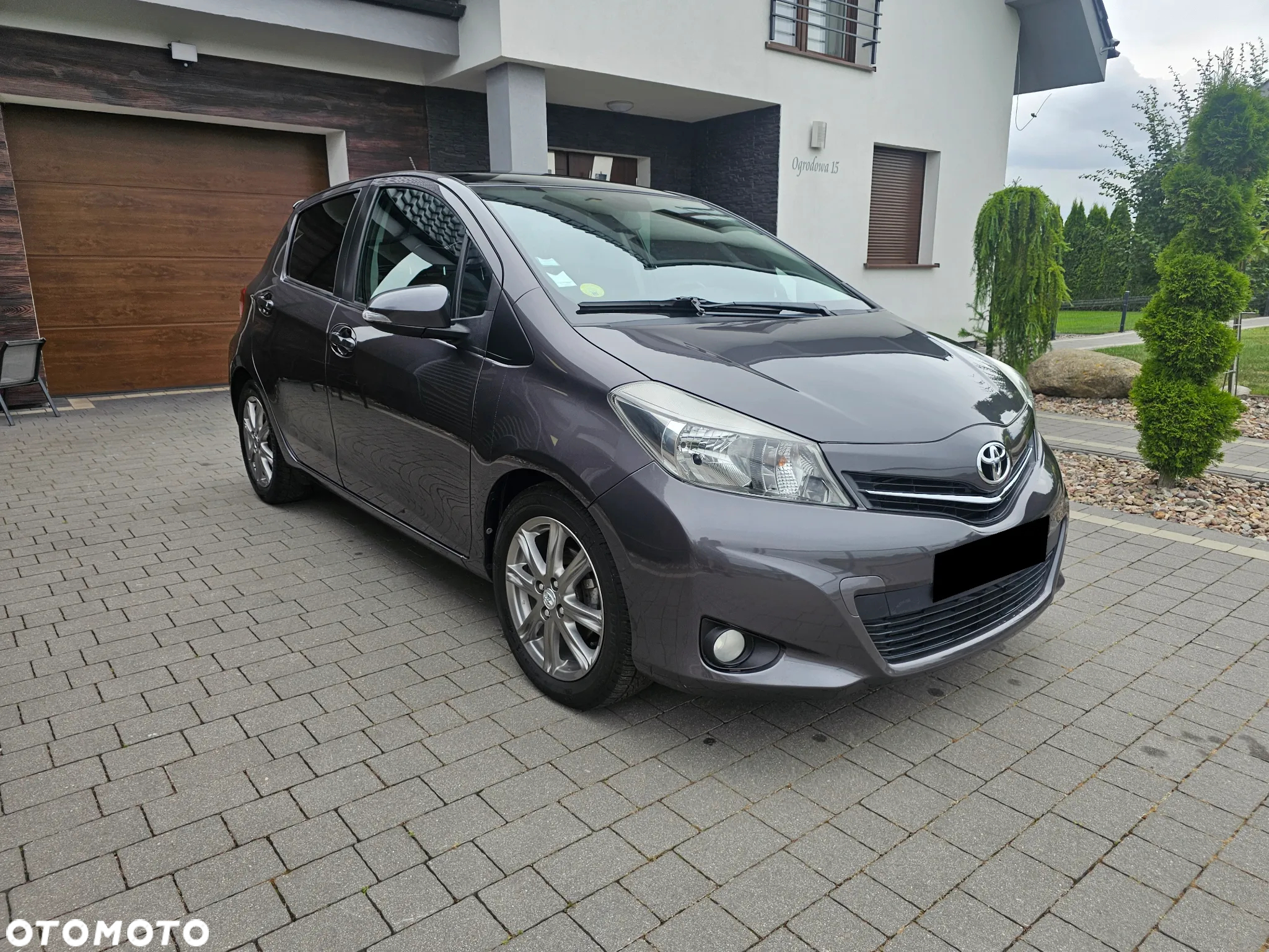 Toyota Yaris 1.4 D-4D Sol - 2