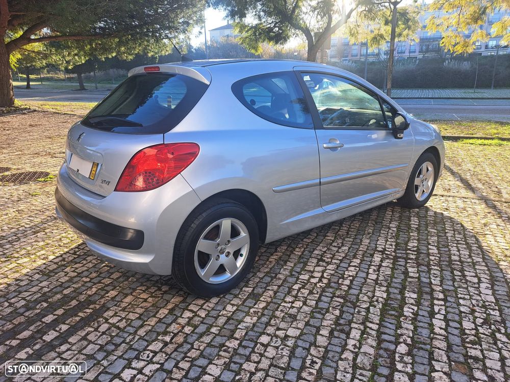 Peugeot 207 1.4 16V Sport - 3