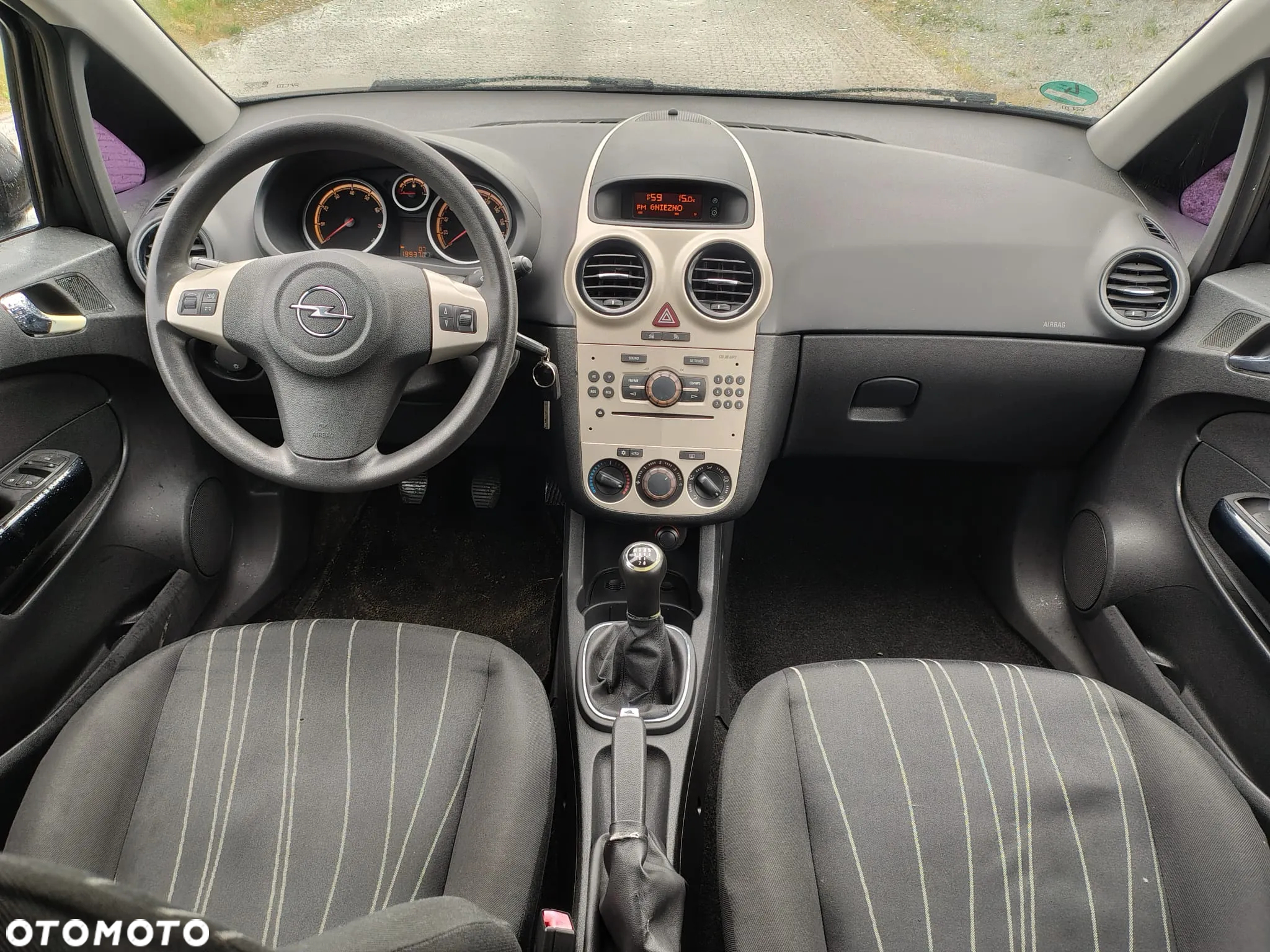 Opel Corsa 1.2 16V - 8