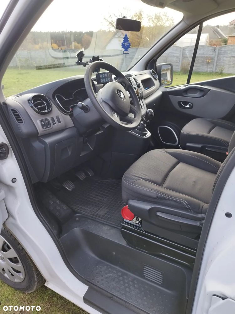 Renault Trafic - 20
