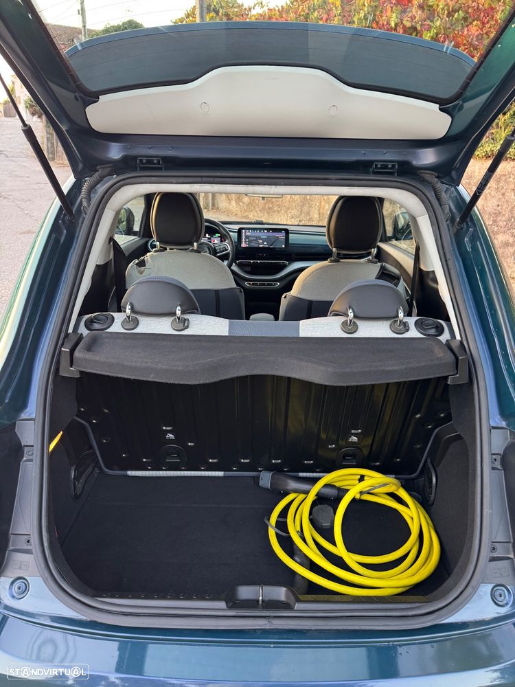 Fiat 500e 42kWh ICON — fotografia 20