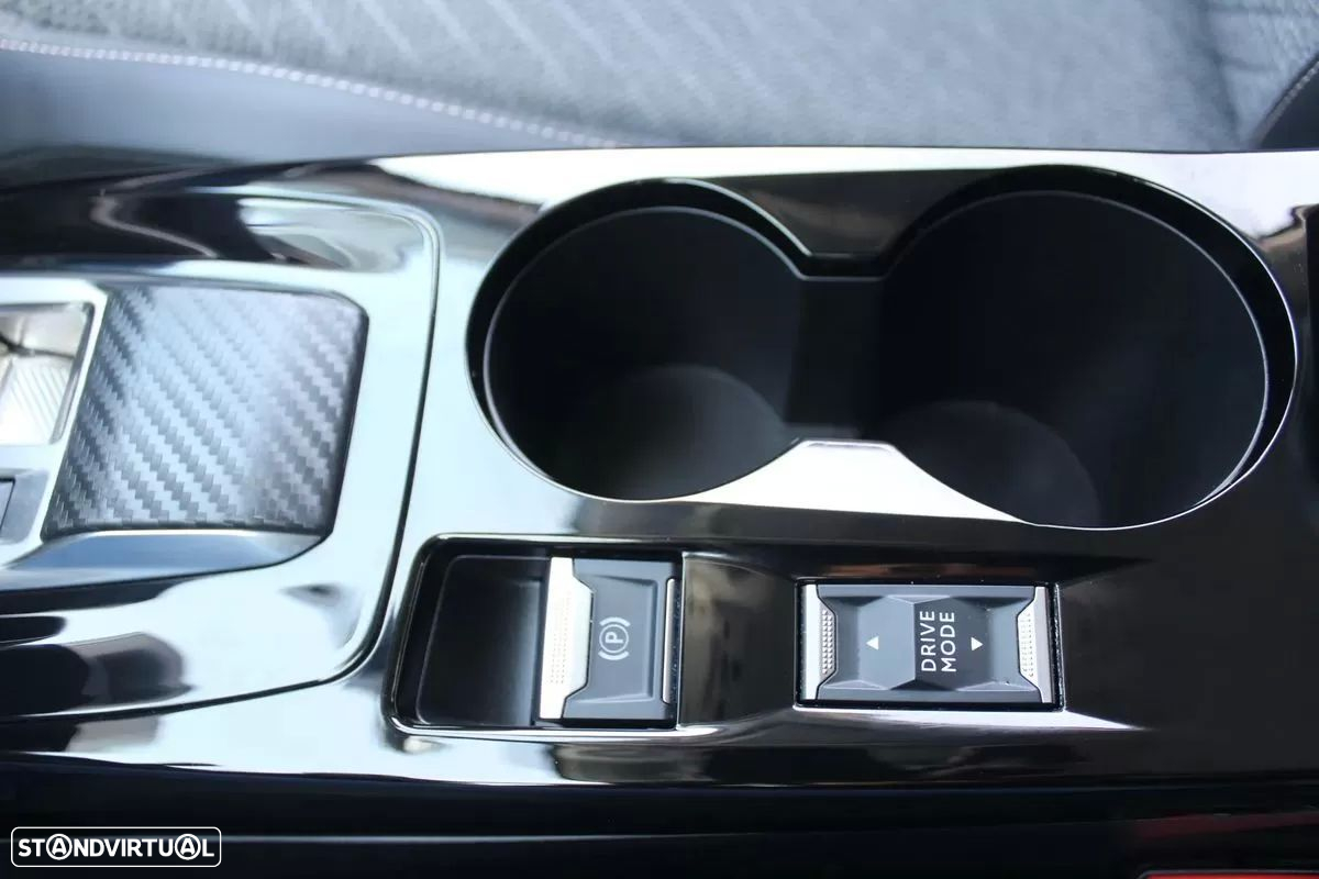 Peugeot 208 1.2 Hybrid Allure e-DCS6 - 18