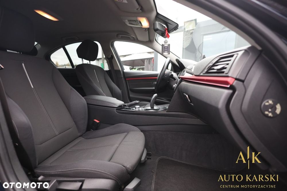 BMW Seria 3 - 38