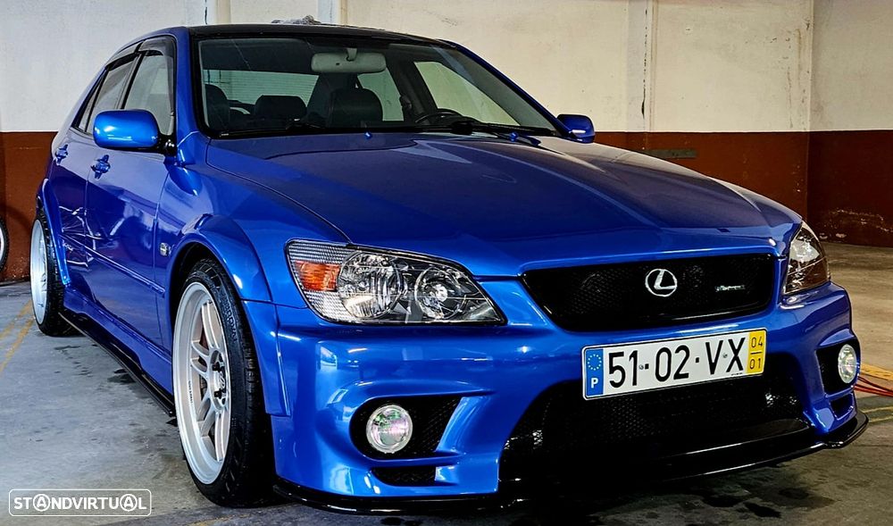 Lexus IS 200 Standard - 9