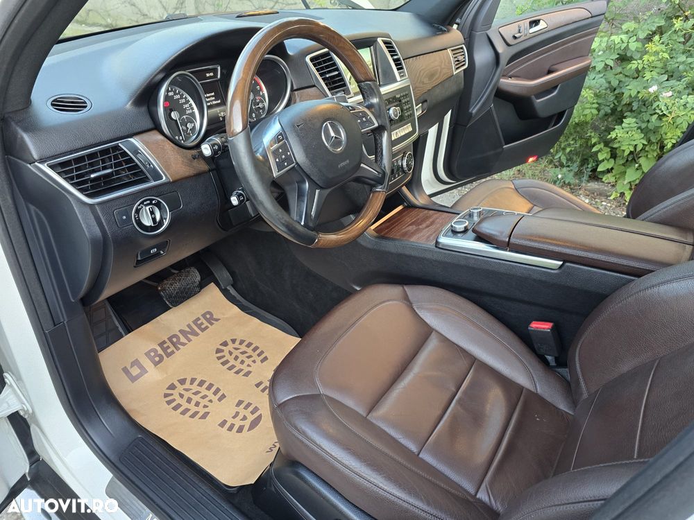 Mercedes-Benz ML - 20