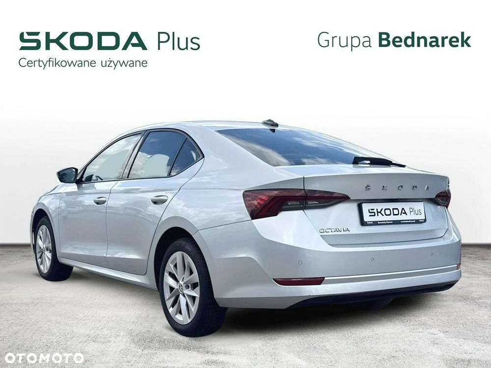Skoda Octavia 2.0 TDI Ambition DSG - 4