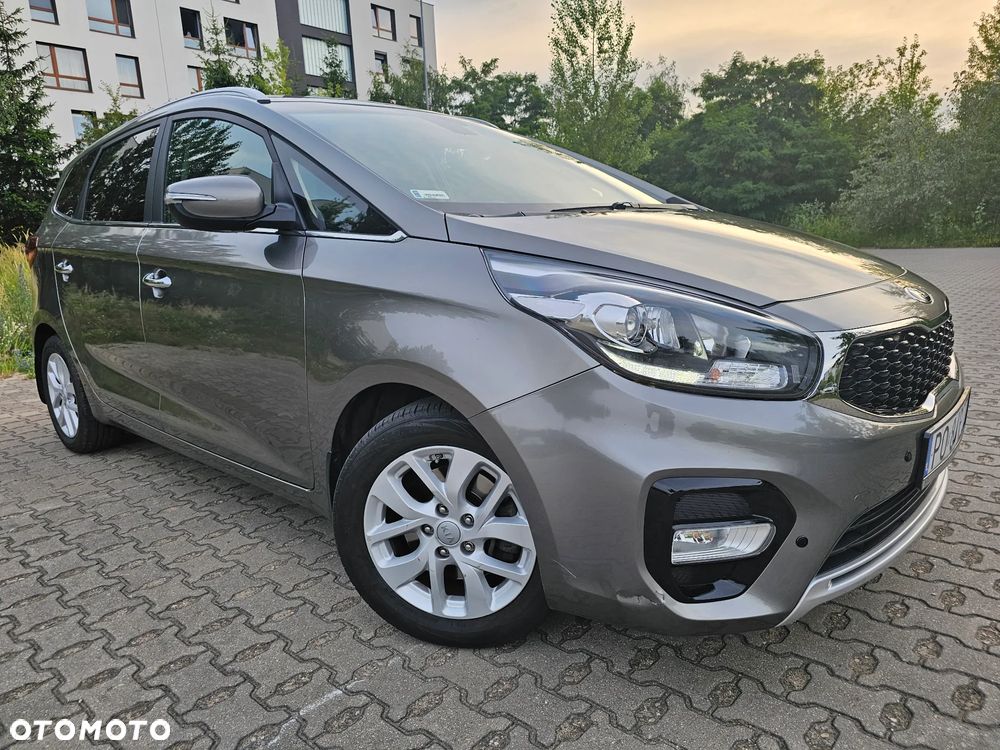 Kia Carens 1.6 GDI L - 6
