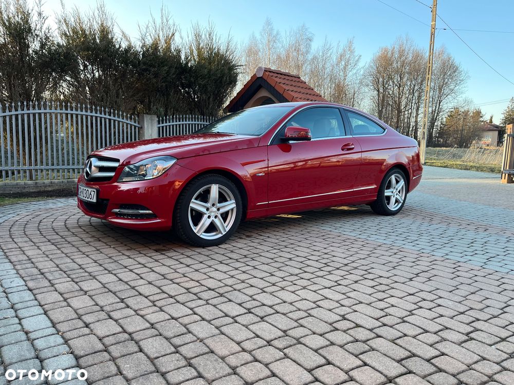 Mercedes-Benz Klasa C 180 BlueEFFICIENCY 7G-TRONIC - 2
