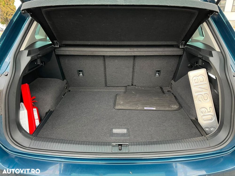 Volkswagen Tiguan - 19