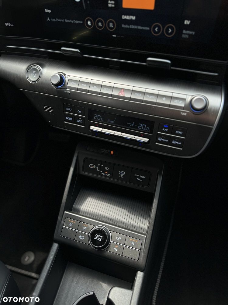 Hyundai Kona 65kWh Executive - 14
