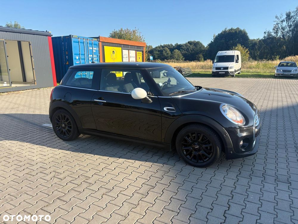 MINI Cooper Standard - 5