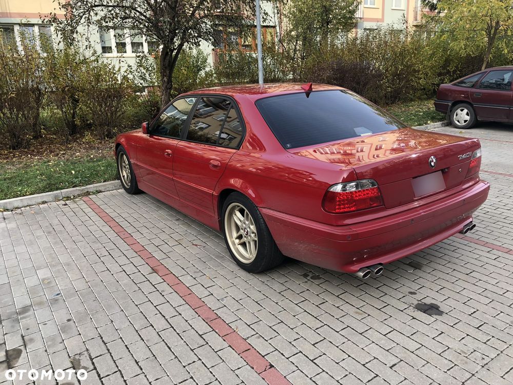 BMW Seria 7 740i - 7