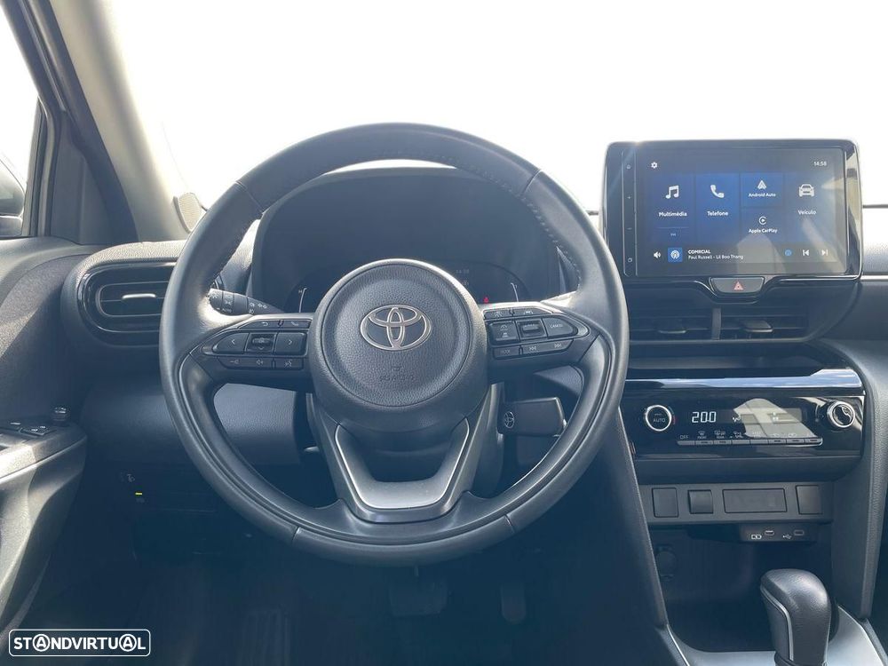 Toyota Yaris Cross 1.5 HDF Comfort Plus - 10
