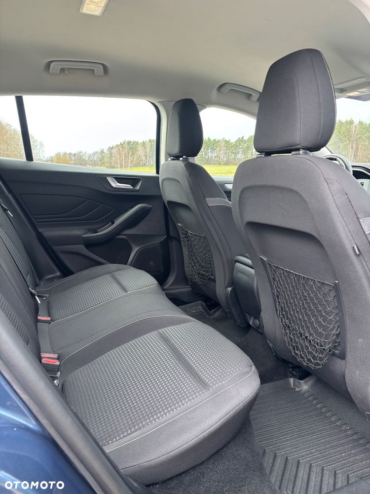 Ford Focus 1.0 EcoBoost mHEV Active - 9