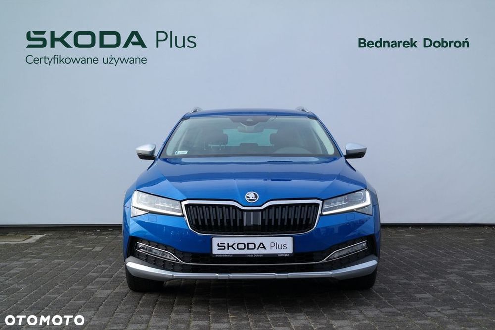 Skoda Superb 2.0 TDI SCR 4x4 Scout DSG - 2
