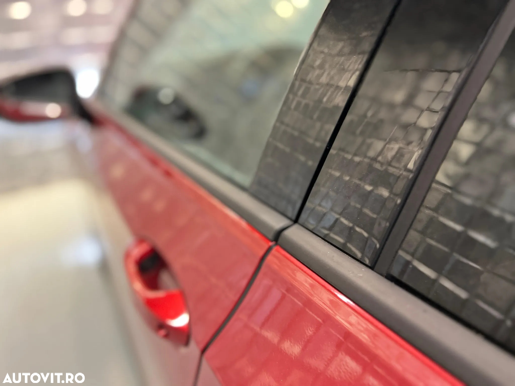 Volkswagen Golf 2.0 TDI SCR DSG R-Line - 23