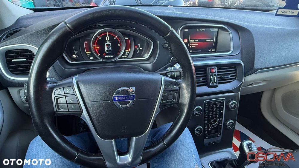 Volvo V40 D3 Drive-E Summum - 19