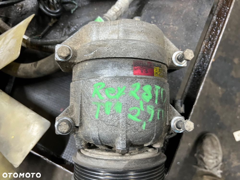 Kompresor klimatyzacji ssangyong Rexton I 2.9td