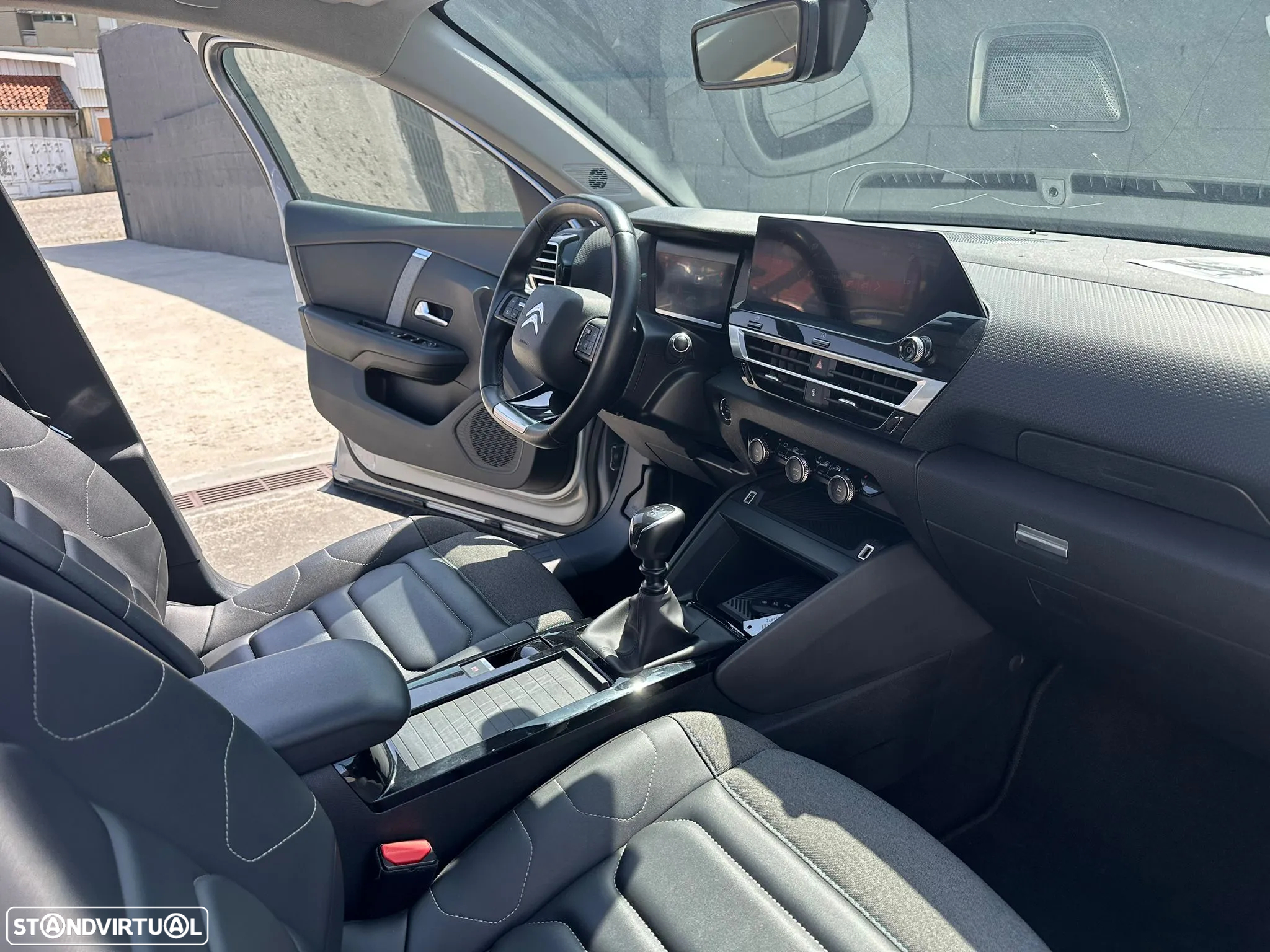 Citroën C4 1.2 PureTech Shine - 20