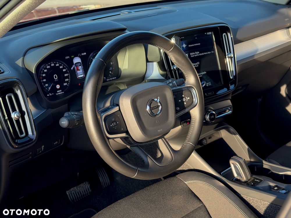 Volvo XC 40 D3 Geartronic Momentum Core - 10