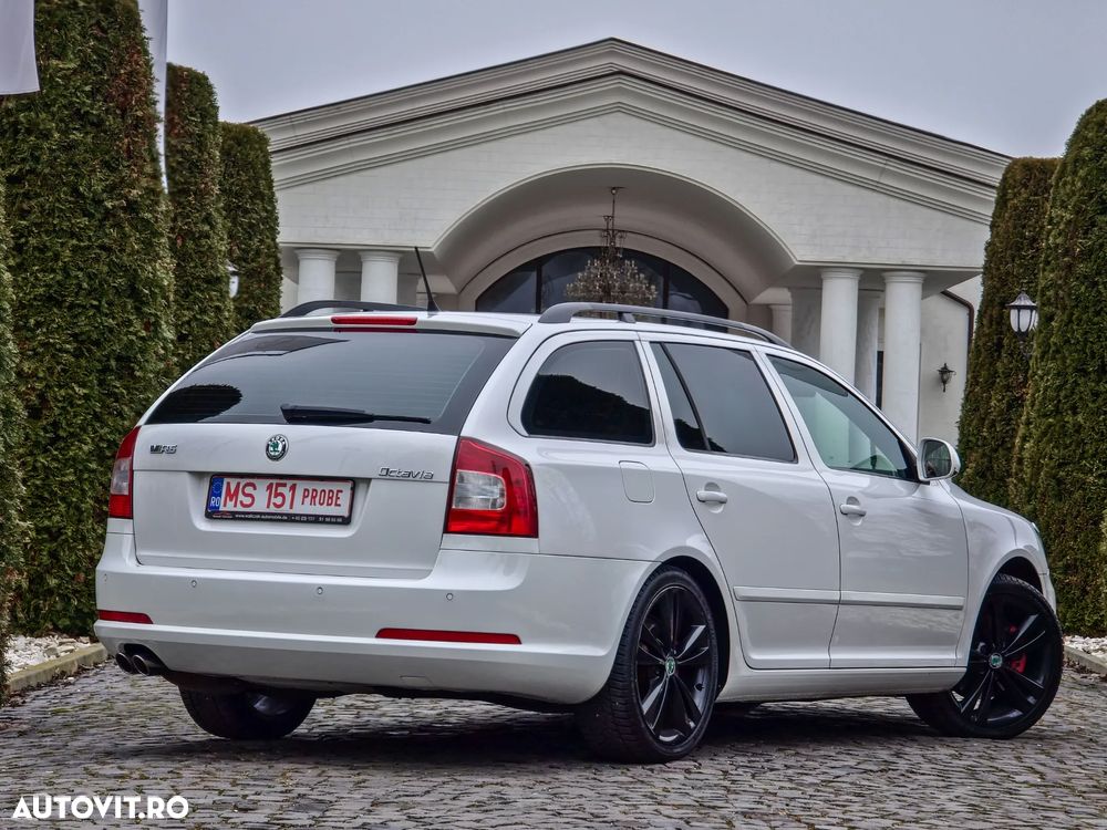 Skoda Octavia 2.0 TDI RS - 14